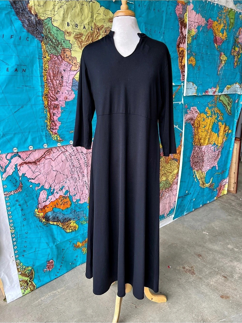 TravelSmith Women's Maxi Dress in Black Size Large